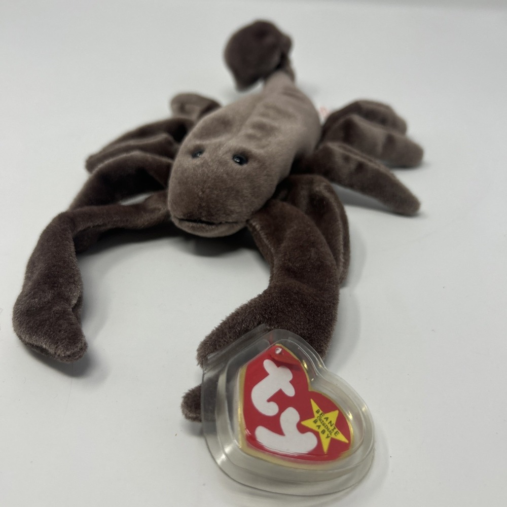 Vintage NWT TY Beanie Baby Stinger the Scorpion 1998 W/ Tag Protector